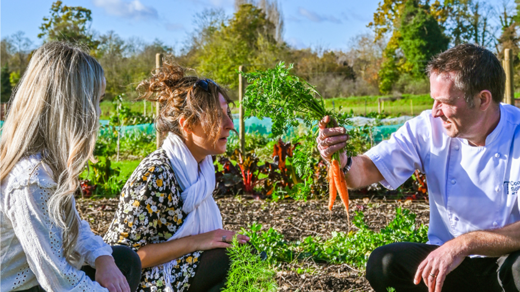 Tewinbury Farm Roots Dining