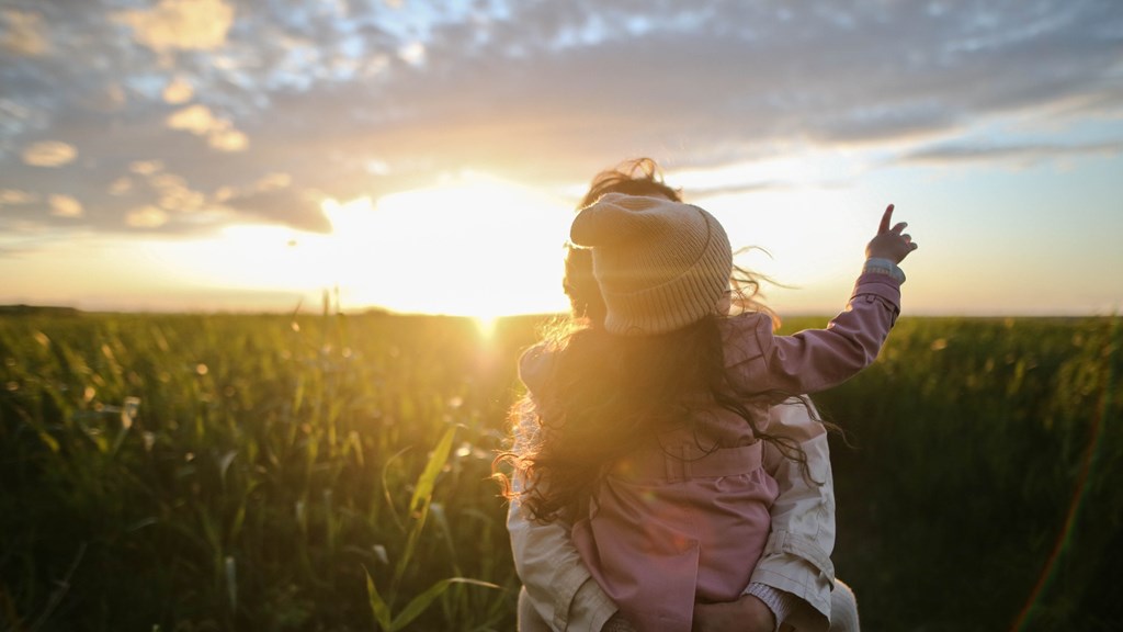 adult-agriculture-child-1683975.jpg