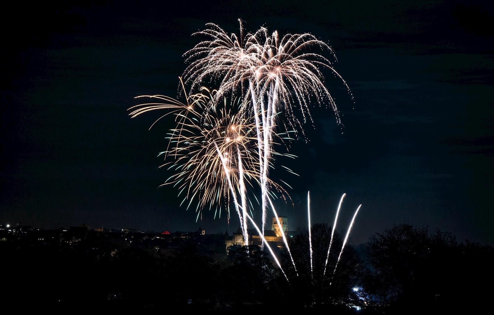 St Albans Fireworks Look Up Together Visit Herts