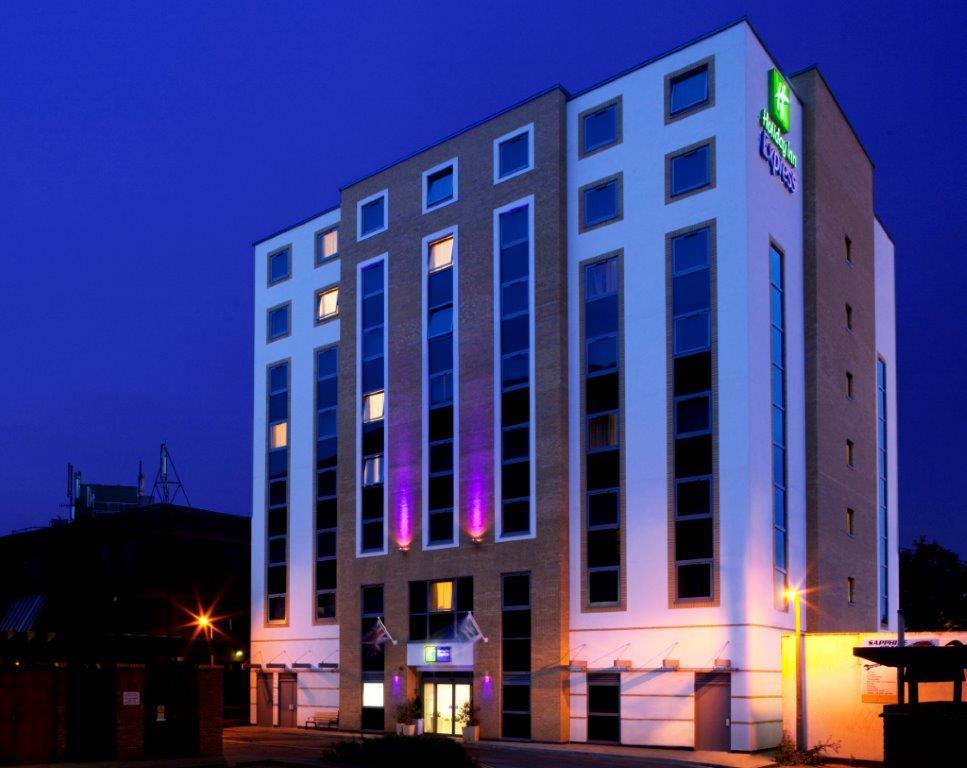 Holiday Inn Express London Watford Junction - Visit Herts